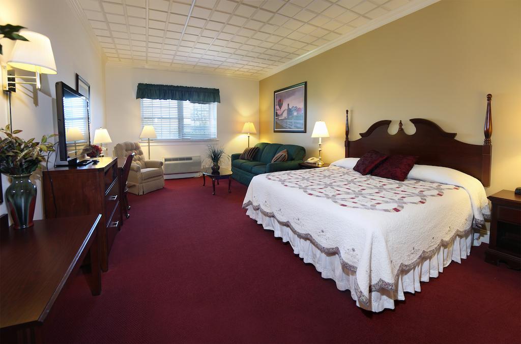 Bird-In-Hand Family Inn ภายนอก รูปภาพ