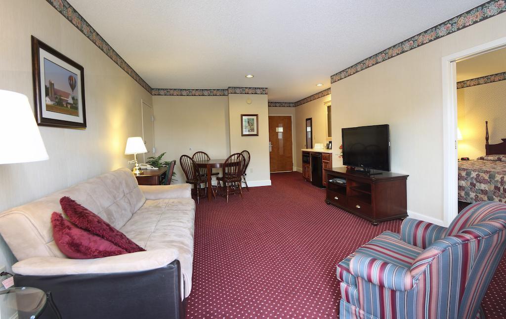 Bird-In-Hand Family Inn ภายนอก รูปภาพ