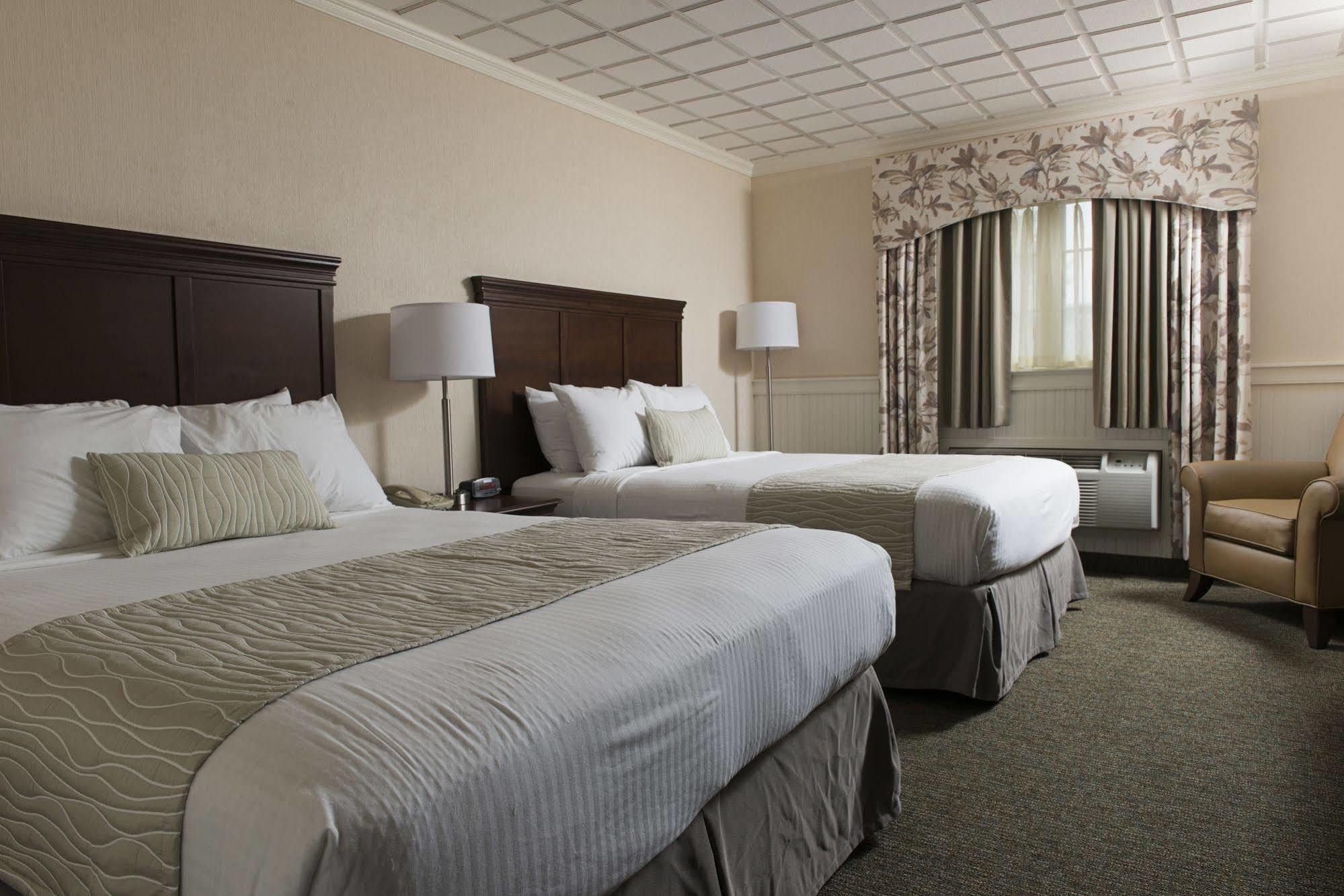 Bird-In-Hand Family Inn ภายนอก รูปภาพ