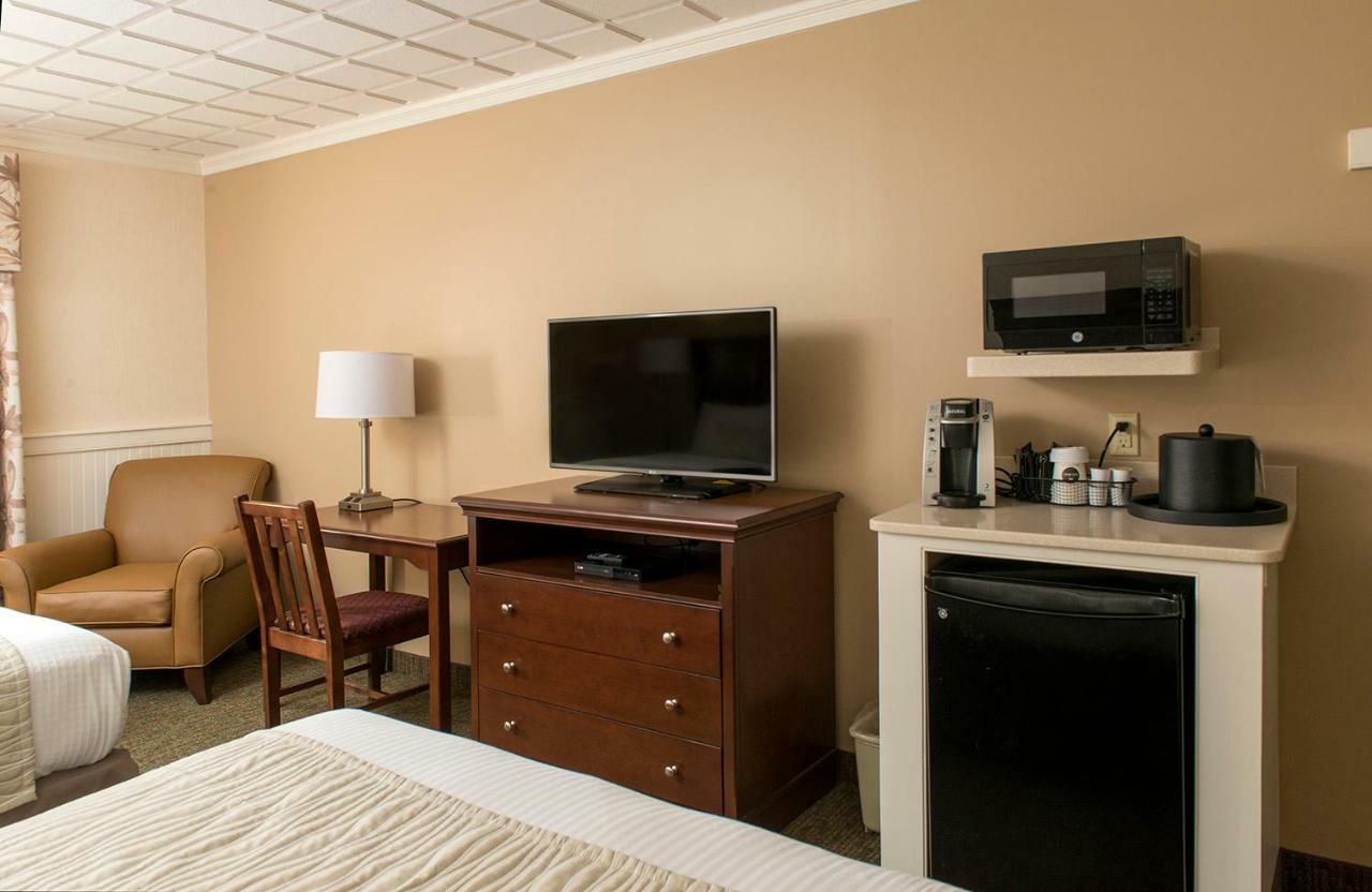 Bird-In-Hand Family Inn ภายนอก รูปภาพ